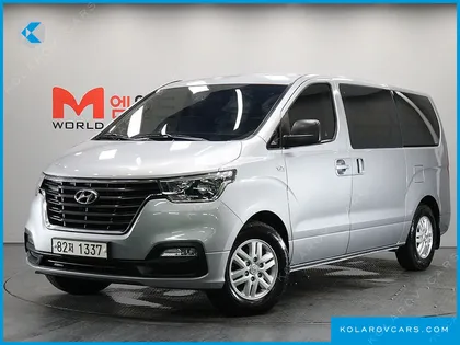 HYUNDAI STAREX VAN 3-SEATER