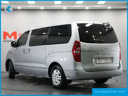 HYUNDAI STAREX VAN 3-SEATER