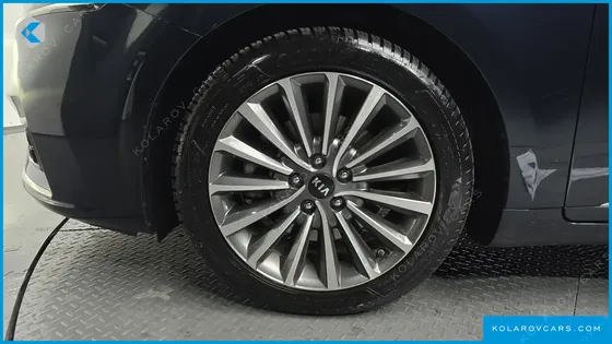 KIA K7 3.0 LPI LUXURY (RENTAL CAR)
