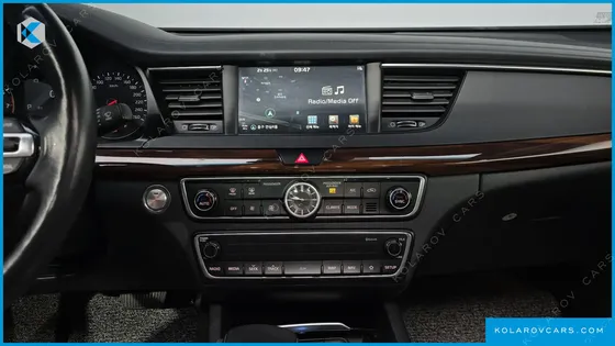 KIA K7 3.0 LPI LUXURY (RENTAL CAR)