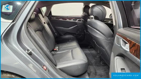HYUNDAI GENESIS G330 PREMIUM AWD