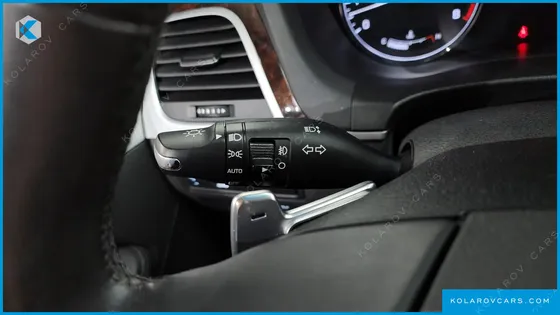 HYUNDAI GENESIS G330 PREMIUM AWD