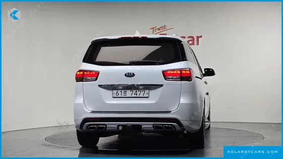 KIA CARNIVAL 9-SEATER NOBLESSE SPECIAL