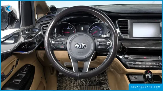 KIA CARNIVAL 9-SEATER NOBLESSE SPECIAL
