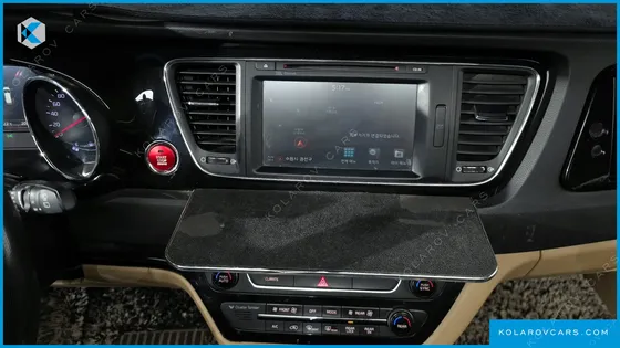 KIA CARNIVAL 9-SEATER NOBLESSE SPECIAL