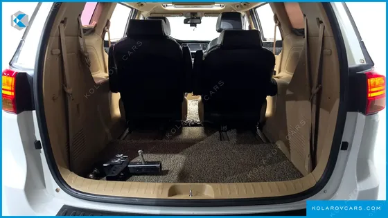 KIA CARNIVAL 9-SEATER NOBLESSE SPECIAL