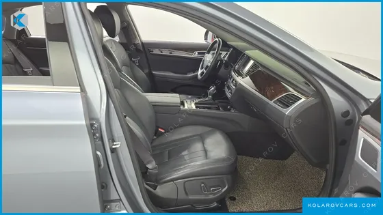 HYUNDAI GENESIS G330 MODERN AWD