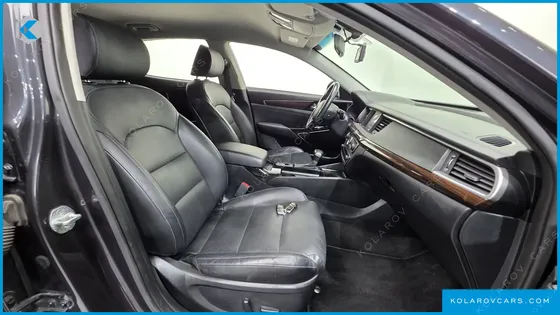 KIA K7 3.0 LPI LUXURY (RENTAL CAR)