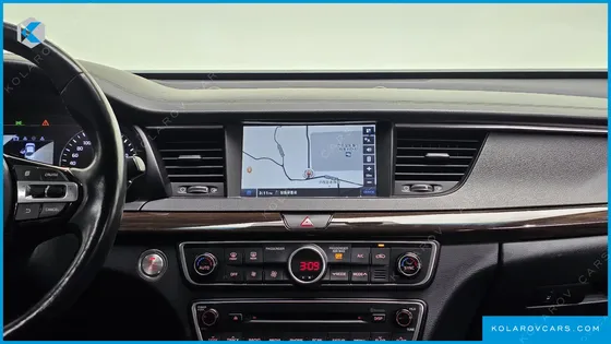 KIA K7 3.0 LPI LUXURY (RENTAL CAR)