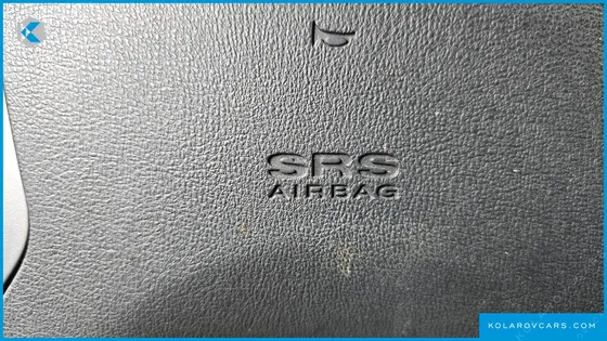 HYUNDAI STAREX VAN 3-SEATER