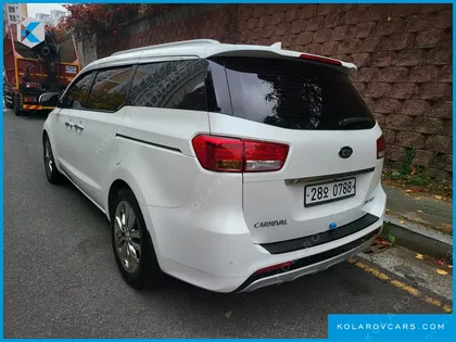KIA CARNIVAL 9-SEATER NOBLESSE