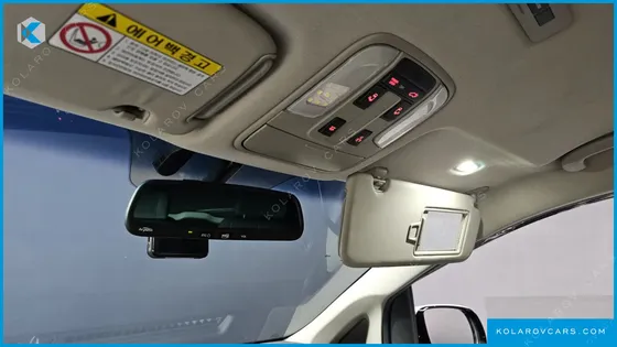 KIA CARNIVAL 7-SEATER LIMOUSINE
