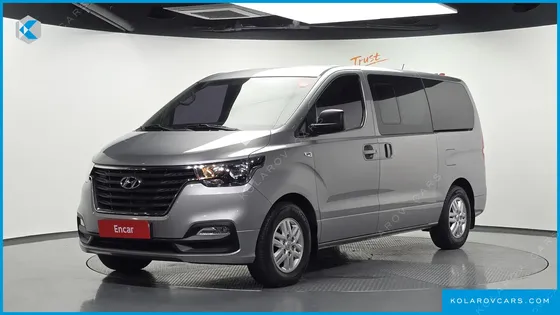 HYUNDAI STAREX VAN 5-SEATER
