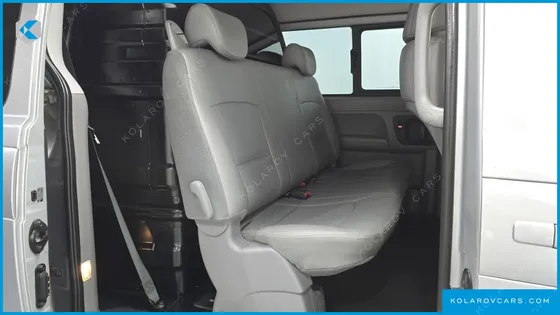 HYUNDAI STAREX VAN 5-SEATER