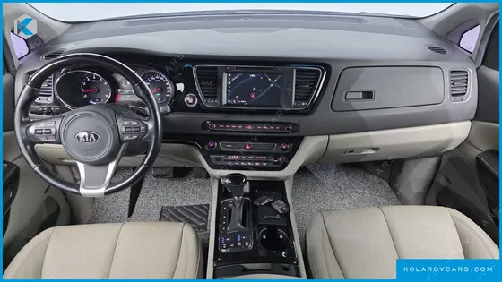 KIA CARNIVAL GASOLINE 9-SEATER NOBLESSE