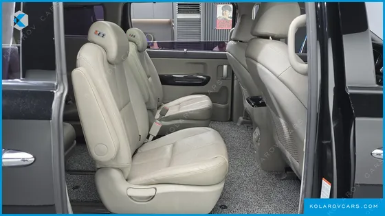 KIA CARNIVAL GASOLINE 9-SEATER NOBLESSE