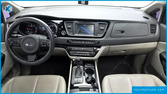 KIA CARNIVAL 9-SEATER NOBLESSE