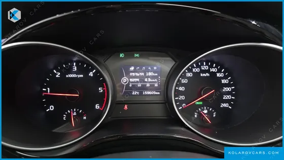 KIA CARNIVAL 9-SEATER NOBLESSE