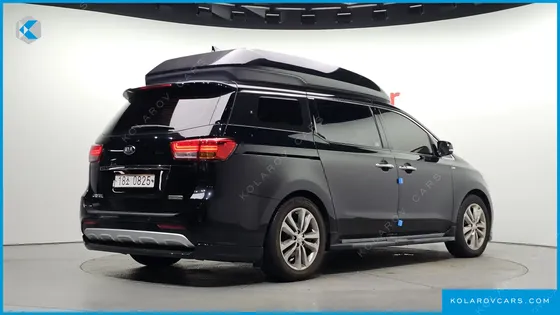 KIA CARNIVAL 9-SEATER HI-LIMOUSINE