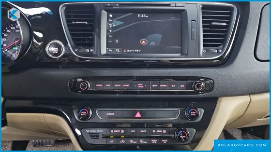 KIA CARNIVAL 9-SEATER HI-LIMOUSINE