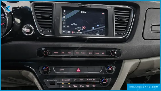 KIA CARNIVAL 9-SEATER NOBLESSE