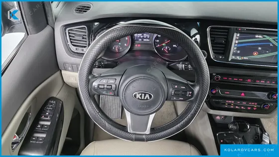 KIA CARNIVAL 11-SEATER PRESTIGE