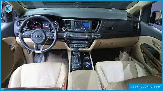 KIA CARNIVAL 9-SEATER HI-LIMOUSINE