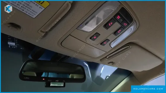 KIA CARNIVAL 9-SEATER HI-LIMOUSINE