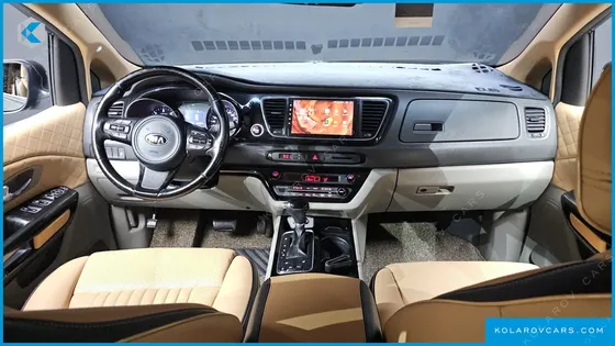 KIA CARNIVAL 9-SEATER PRESTIGE