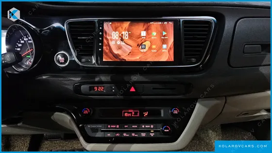 KIA CARNIVAL 9-SEATER PRESTIGE