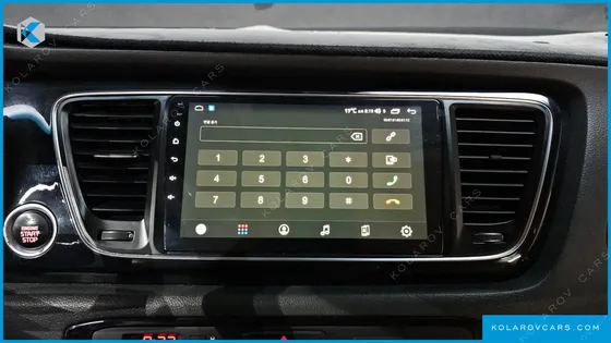 KIA CARNIVAL 9-SEATER PRESTIGE