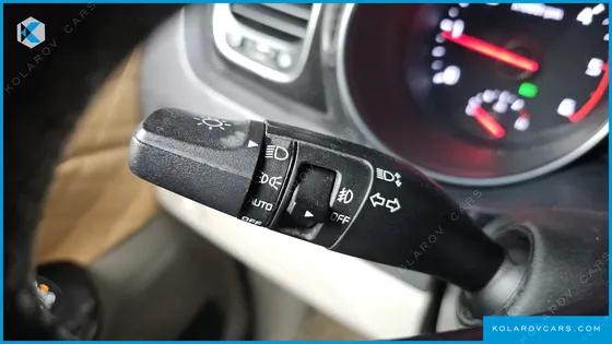 KIA CARNIVAL 9-SEATER PRESTIGE