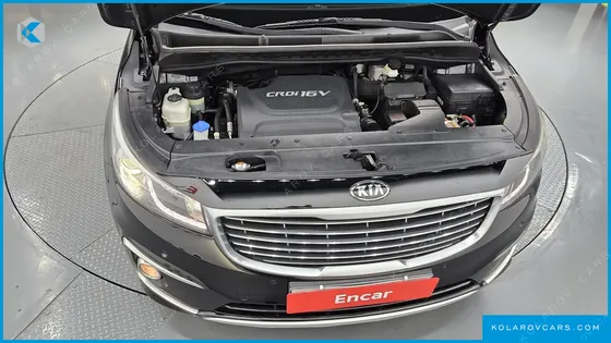 KIA CARNIVAL 9-SEATER NOBLESSE