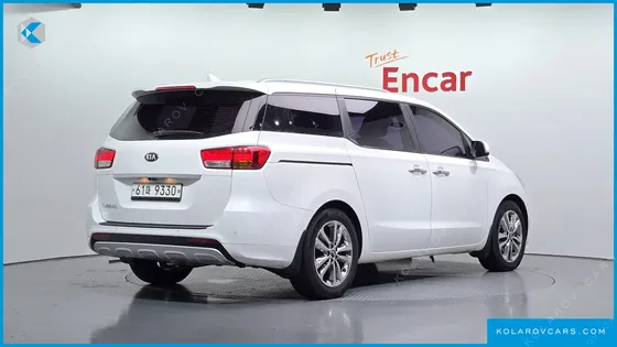 KIA CARNIVAL 9-SEATER PRESTIGE