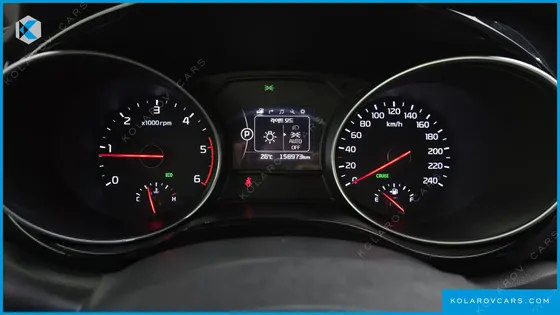 KIA CARNIVAL 9-SEATER PRESTIGE