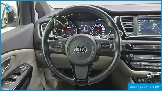 KIA CARNIVAL 9-SEATER PRESTIGE
