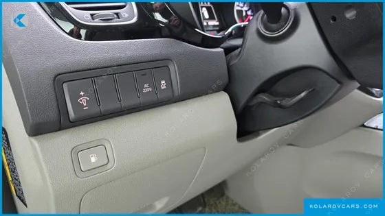 KIA CARNIVAL 9-SEATER PRESTIGE