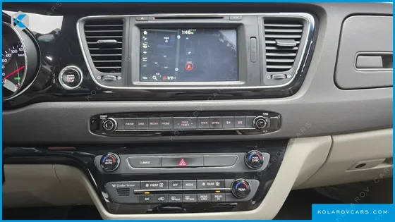 KIA CARNIVAL 9-SEATER NOBLESSE