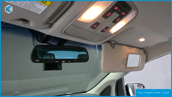 KIA CARNIVAL 7-SEATER LIMOUSINE