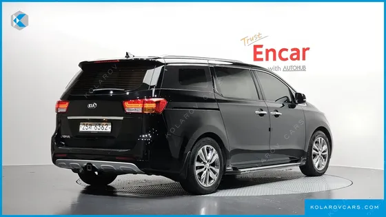KIA CARNIVAL 9-SEATER PRESTIGE