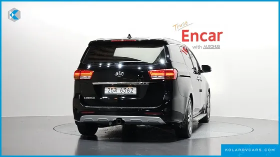 KIA CARNIVAL 9-SEATER PRESTIGE