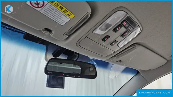 KIA CARNIVAL 9-SEATER PRESTIGE
