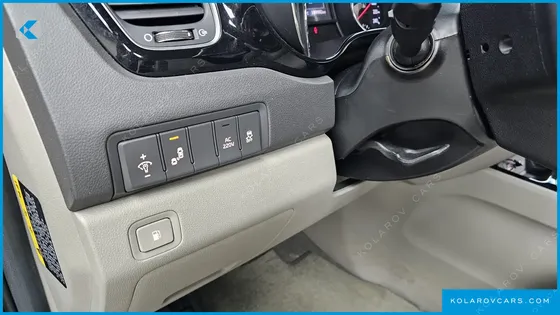 KIA CARNIVAL 9-SEATER PRESTIGE