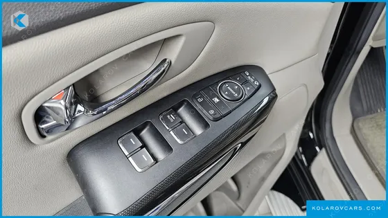 KIA CARNIVAL 9-SEATER PRESTIGE