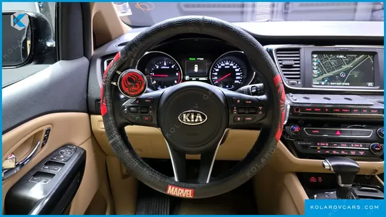 KIA CARNIVAL 9-SEATER NOBLESSE