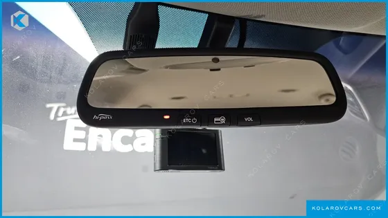 KIA CARNIVAL 9-SEATER OUTDOOR