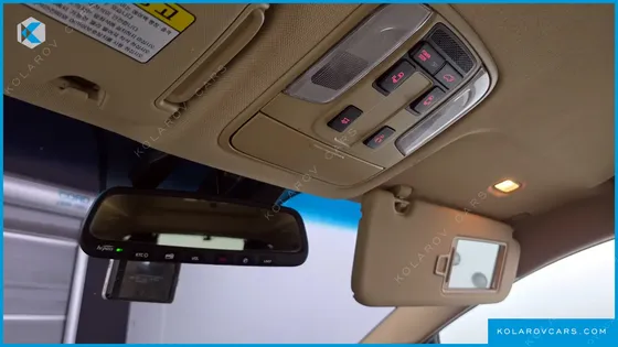 KIA CARNIVAL 9-SEATER HI-LIMOUSINE