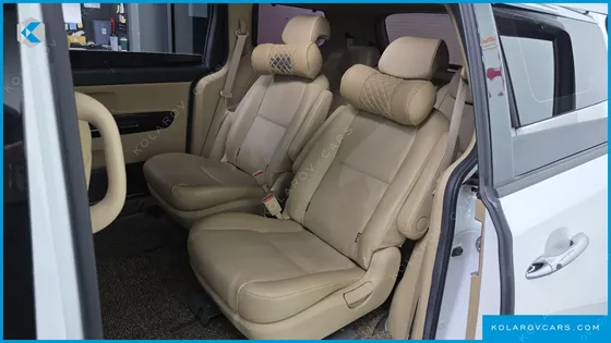 KIA CARNIVAL 9-SEATER PRESTIGE