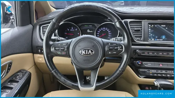 KIA CARNIVAL 9-SEATER PRESTIGE
