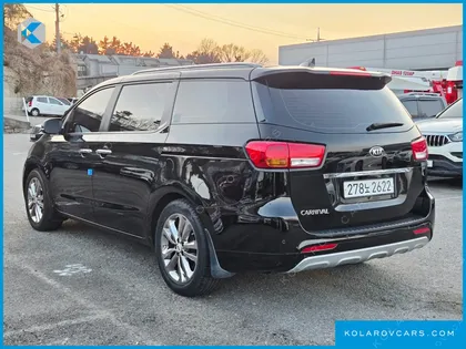 KIA CARNIVAL 9-SEATER PRESTIGE